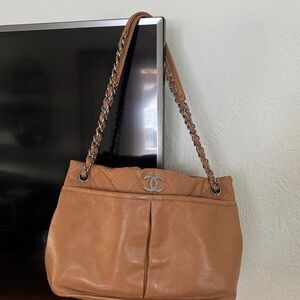 CHANEL Pebbled Leather Shoulder Bag- great condition Orig Price $4,300